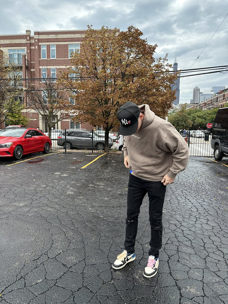 marshy_poo's tweet image. 📍Windy City 🌆