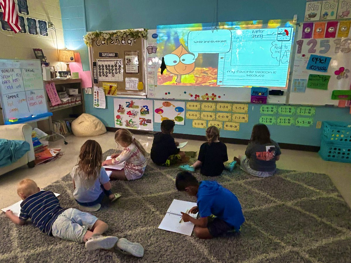 What’s your favorite season? We spent some journal time thinking about seasons and what we enjoy about each one! ☀️☔️❄️🍂