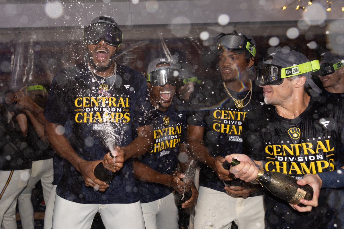 MLB's tweet photo. Crew love from October’s very own. #CLINCHED https://t.co/W07gpQ9vF3