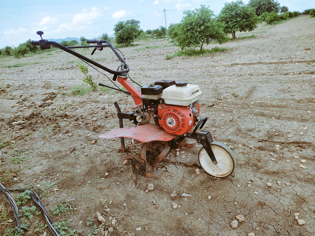 Farmer203_off's tweet photo. Chitti the #Robot 🤖👽... #XtraPower
#farming 🕵️🌱 https://t.co/MSDcphAKVJ