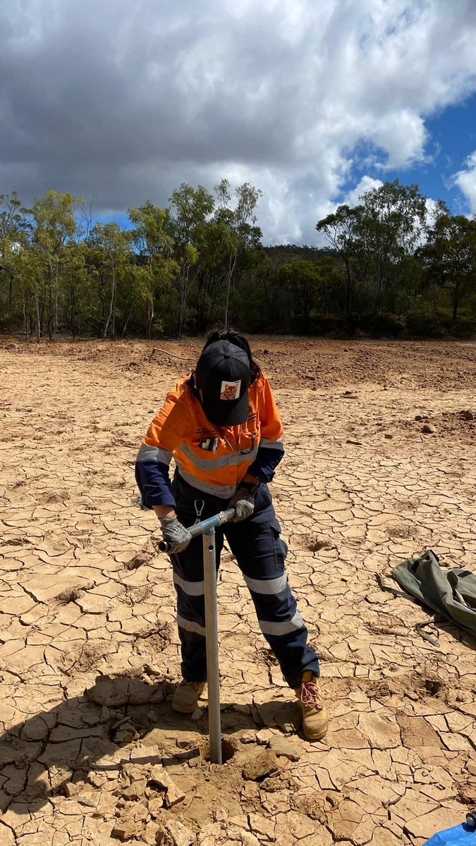 ParbhakarFox's tweet photo. The amazing #MIWATCH team at a tailings site near you… if you’re in SA, QLD and next week WA! Out looking for REEs, Co and In in tailings these next weeks- in addition to others at 6 (or maybe 7 if we can!) sites across the country! Say hi if you see these guys! #criticalmetals https://t.co/91Cd1xIPMJ