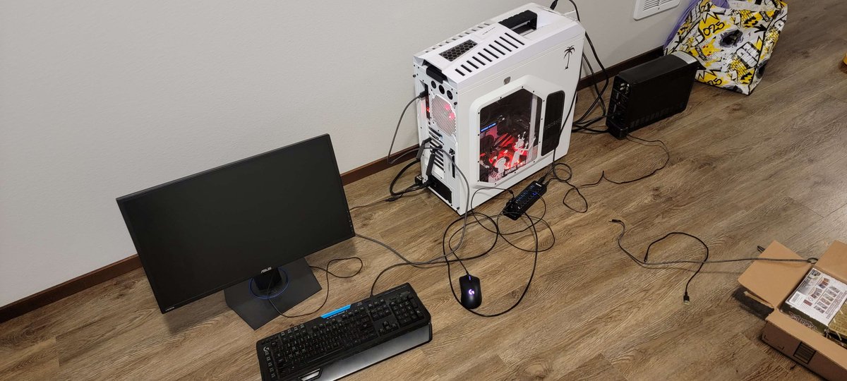 DoomerChaotic's tweet photo. Just moved rate my game setup? #gaming #setup #ratemy #1outof10 #yeet #gaming #twitch #streamer #moved https://t.co/5aXsl8qXO7