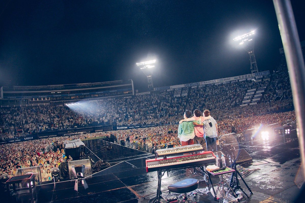 sumikaken's tweet photo. ¨Ten to Ten to 10¨
おそらくあんなライブはもう二度とできないし、もう一回やれたらなんだかそれは嘘な気がします。大切な記録と記憶。
再開と再会。是非とも☺︎ https://t.co/TYiXV4fhgP