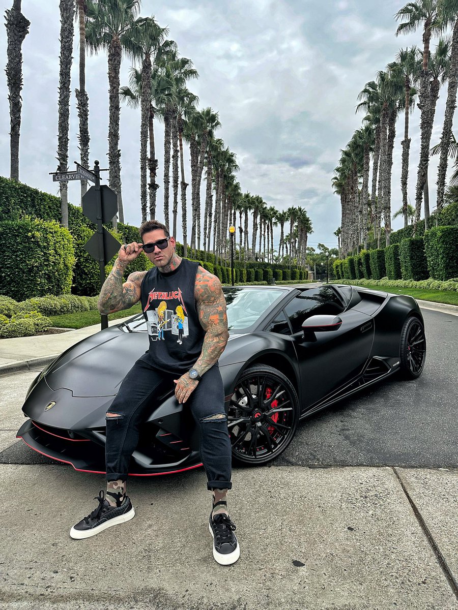 Giotraining's tweet image. 𝐓𝐡𝐞𝐫𝐞’𝐬 𝐀 𝐍𝐞𝐰 𝐏𝐥𝐚𝐲𝐞𝐫 𝐂𝐨𝐦𝐢𝐧𝐠 𝐈𝐧𝐭𝐨 𝐓𝐡𝐞 𝐆𝐚𝐦𝐞! 😎⁣⁣
⁣⁣
#JustWaitAndSee #Hustle #MoneyTeam #ExoticCars #Lamborghini #Lambo #Foreign #Cars #GioKnows