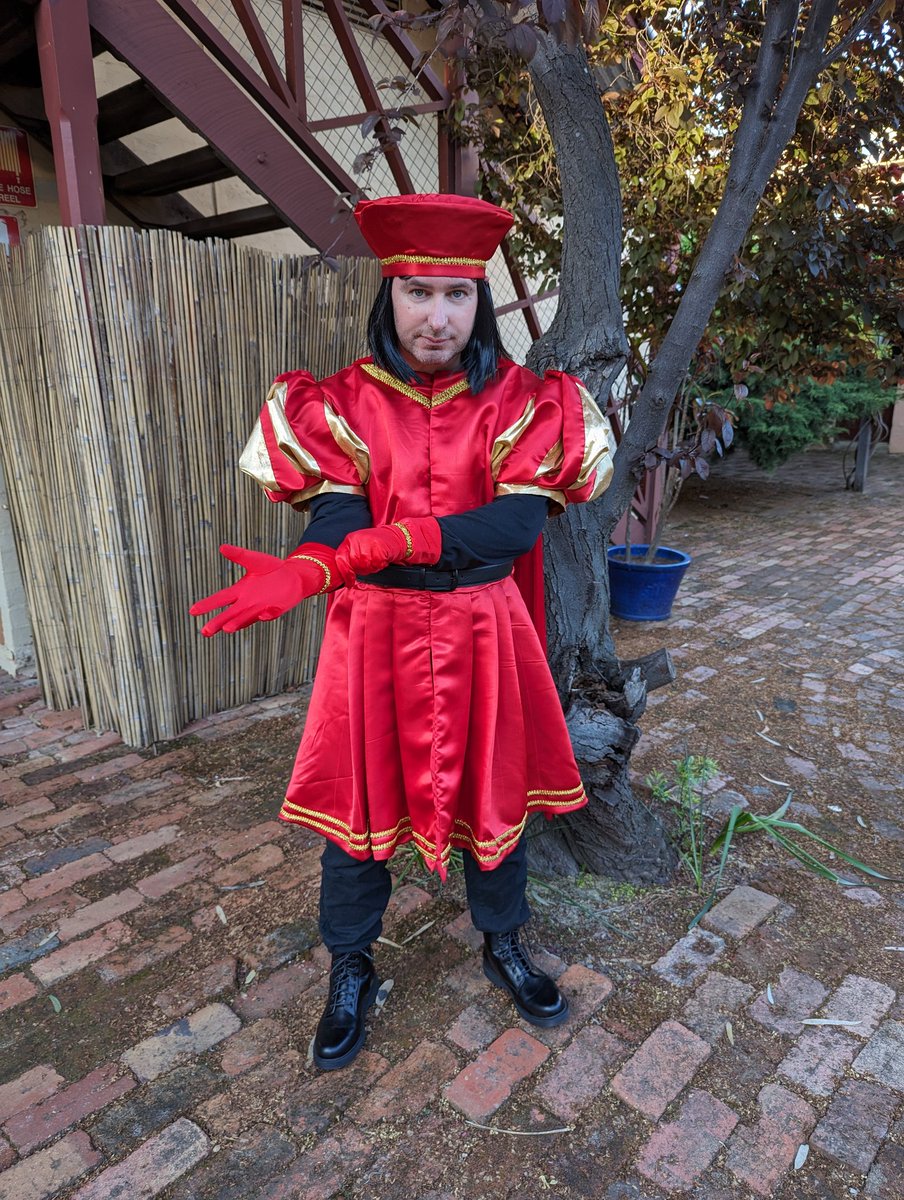 stacky_a's tweet image. Lord Farquaad, costume made by me! 🙂