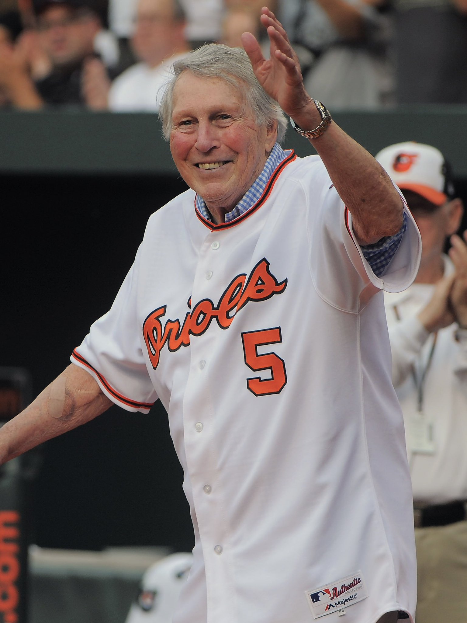 Yahoo Sports MLB on X: Baltimore Orioles legend Brooks Robinson has passed  away. Robinson won 16 straight Gold Gloves at third base. ➡️    / X