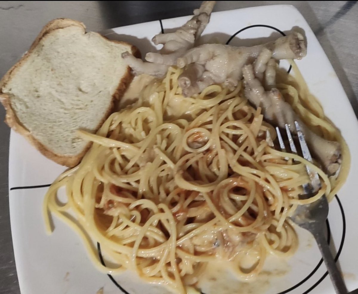 Lista la cena, quien me cae a la casa que lo invito