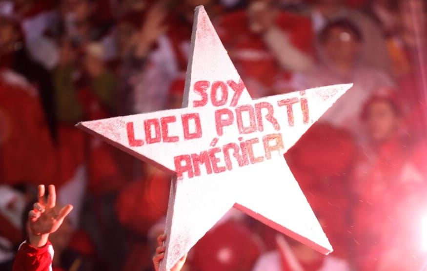 SCInternacional's tweet photo. SOMOS TODOS. SONHAMOS TODOS! 🏆🌎 #LibertaNossaLoucura https://t.co/6vp2vNJ2uy