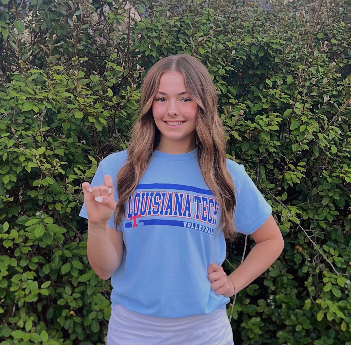 I'm so excited to announce that I will be furthering my academic and athletic career at Louisiana Tech University!!
I can't put into words how grateful I am for God, my parents, my @501volley family, and all my coaches. Continued…