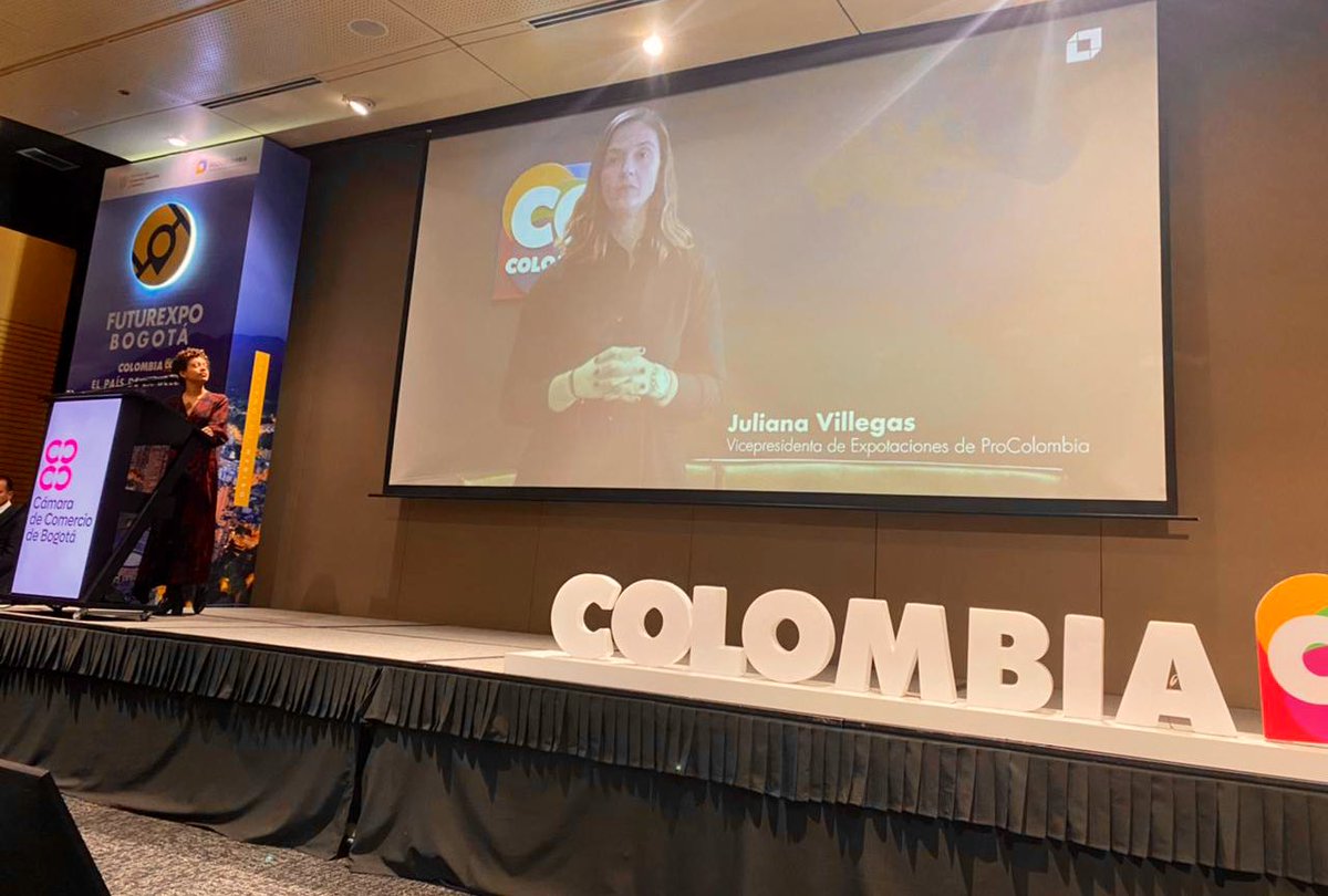 JulianaVillegas's tweet photo. #empresarios encontraron #expertos y #aliados en fortalecimiento de #habilidades y #estrategias para lograr  #internacionalización de su #negocio hoy en #Bogotá. 200+ asistentes aceptaron invitación #FuturExpo @PROCOLOMBIACO a la @camaracomerbog y se motivaron a #exportar! https://t.co/tpLSwbPquG