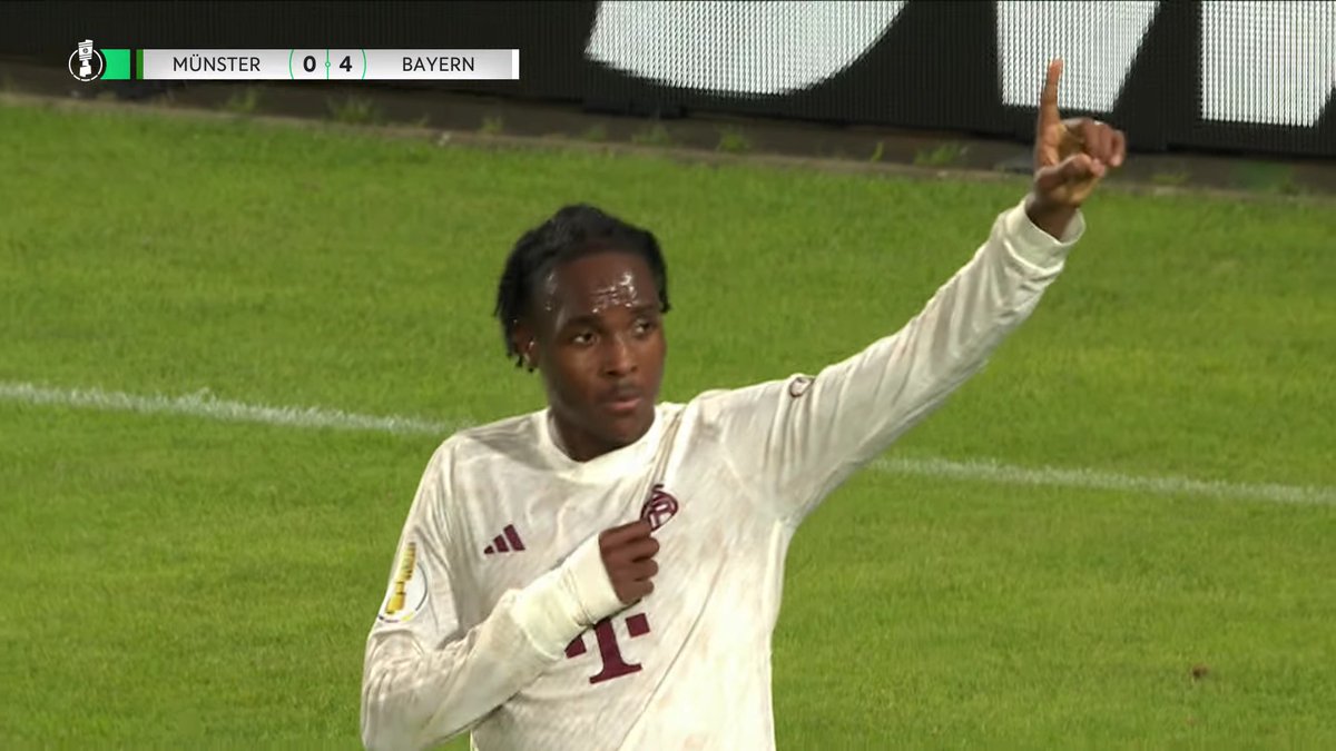 FCBayernAM's tweet photo. Mathys Tel gets better and better💪👏

9 - Mathys Tel has scored each of his last nine competive goals for FC Bayern in the final 15 minutes of play, including today's against Preußen Münster. 

🔴⚪#MiaSanMia https://t.co/zeyNcA352V