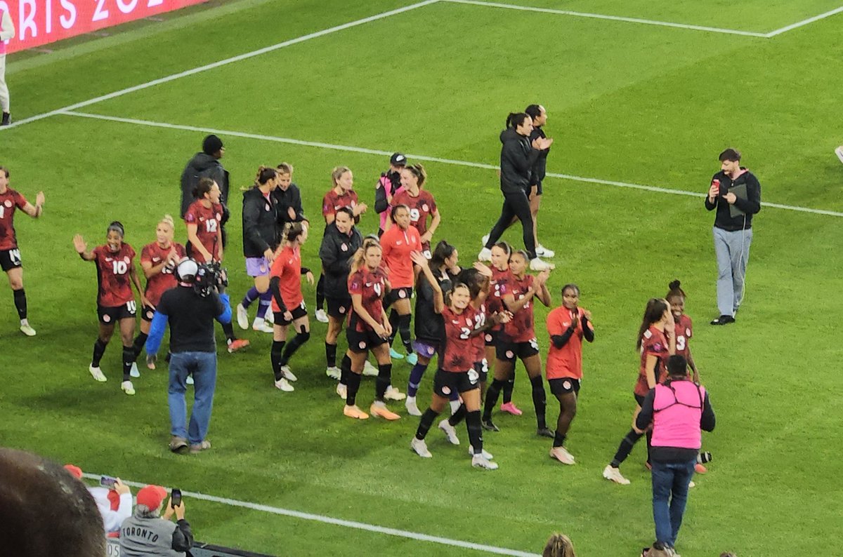 It was an incredible night taking the girls to see the @CANWNT play and qualify for the 2024 Olympics! It is so inspiring to see how many people are behind this team amd cheering them on! #canwnt #CanXNT #CANADARED