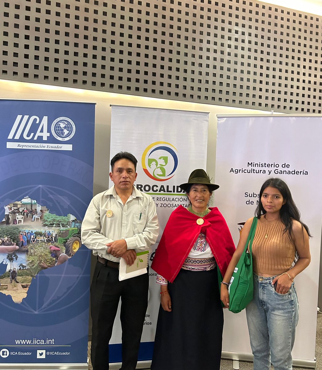 fecd_ec's tweet photo. 🌱 #FECD, #Coprobich, #TandallaWarmis y #PonchosRojos asistieron al VI Congreso Internacional de Agricultura Orgánica con Agrocalidad, GIZ Ecuador e IICA. Fortalecimos capacidades y Bladimir Dahua nos compartió el éxito de #Kallari.
➕ Información: https://t.co/89dkXOJGS9 https://t.co/mVnMCnBslI