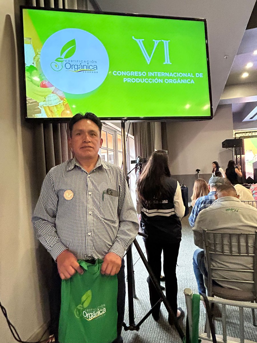fecd_ec's tweet photo. 🌱 #FECD, #Coprobich, #TandallaWarmis y #PonchosRojos asistieron al VI Congreso Internacional de Agricultura Orgánica con Agrocalidad, GIZ Ecuador e IICA. Fortalecimos capacidades y Bladimir Dahua nos compartió el éxito de #Kallari.
➕ Información: https://t.co/89dkXOJGS9 https://t.co/mVnMCnBslI
