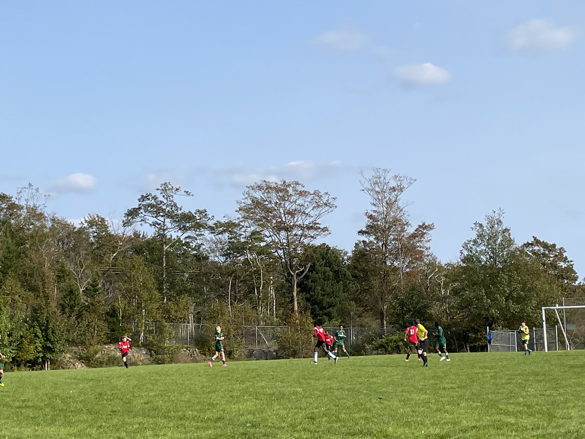 @oxfordschoolhfx boys lost 2-1 to @halifaxgrammar in boys action this afternoon. Proud of our squad that never gave up even though 4 starters were missing. @HRCE_NS