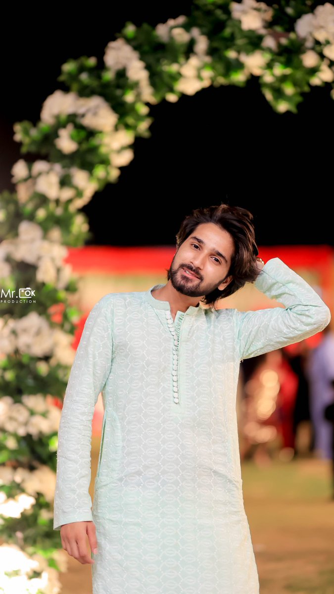 Hammad8454's tweet photo. بھائی کی شادی✨
.
.
.
.
.
.
.
.
.
.
.
.
.
.
.
.
.
#outfitoftheday #barat #Trending #pakistan #wedding https://t.co/EIISyV4eXF