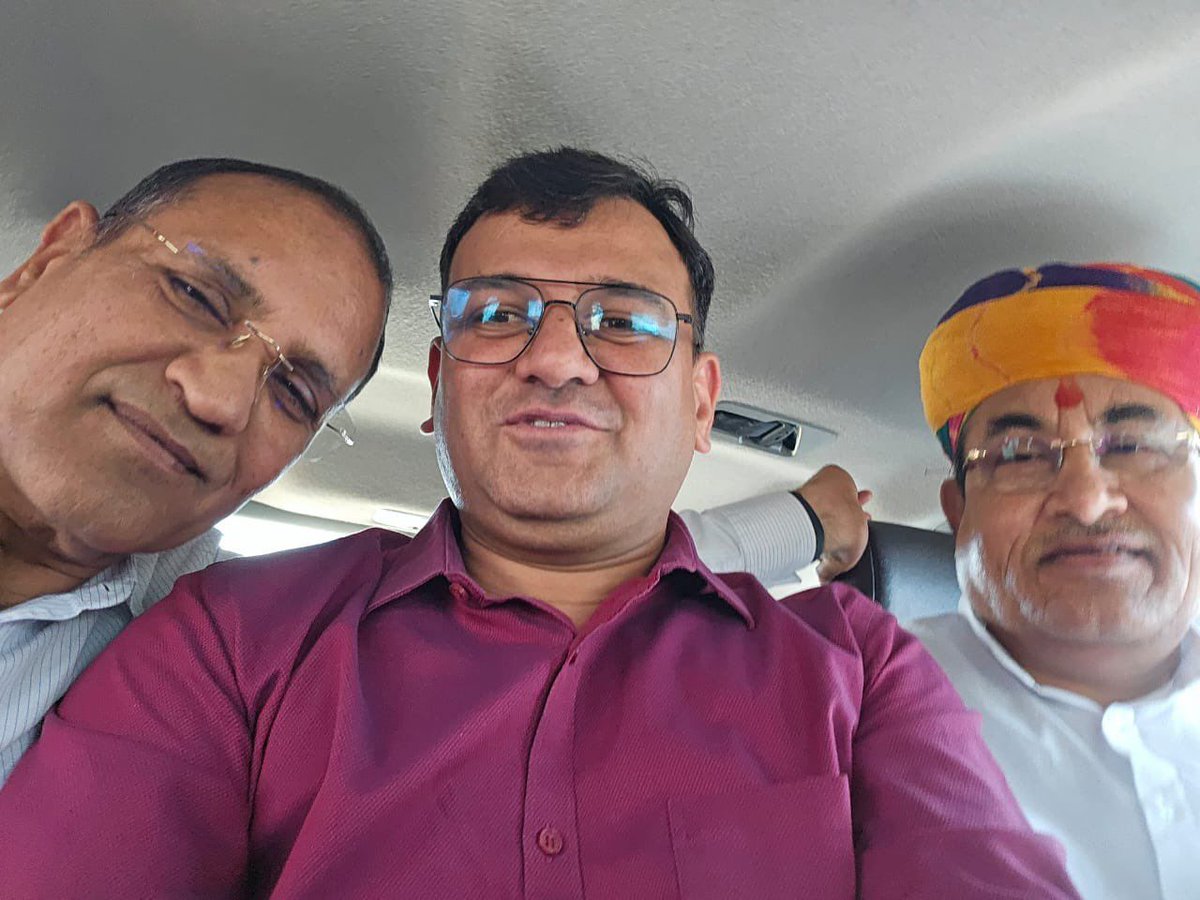 राजस्थान की निष्पक्ष और बेबाक आवाज 
श्री लक्ष्मण राघव जी को जन्मदिन की हार्दिक बधाई व शुभकामनाएं। 
<a href="/kunwarraghav/">Laxman Raghav</a>
#HappyBirthdayLaxmanRaghav