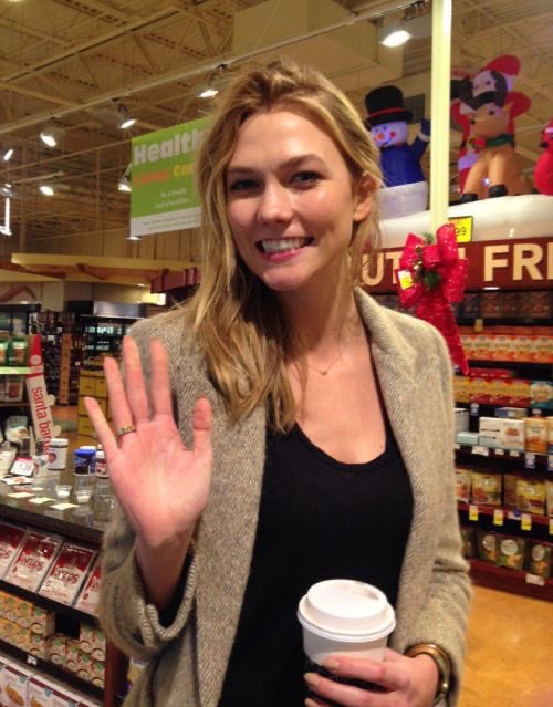 capricornlikeme's tweet photo. klossy haters dni it really is that serious https://t.co/W3azcX5je5