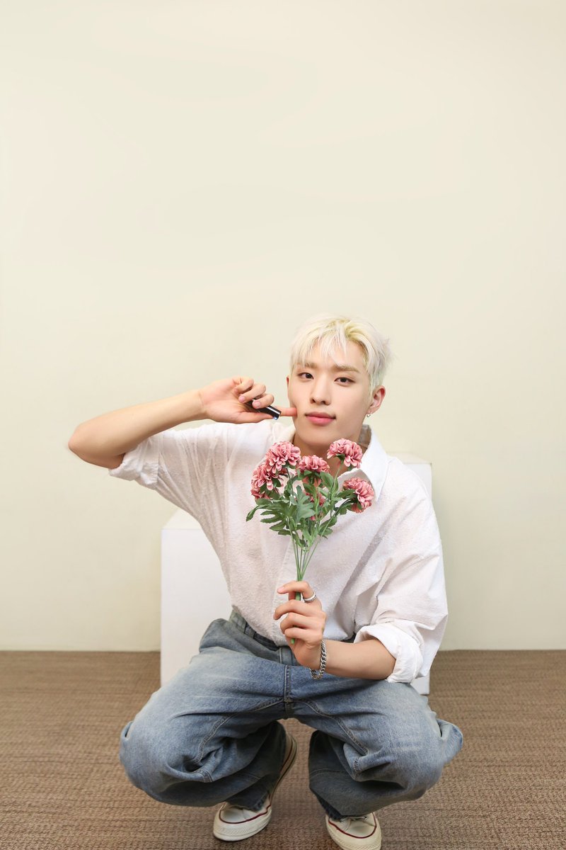 P1H_official's tweet photo. [P1CK!] 230927 ❤Happy KEEHO Day❤

➕ https://t.co/F9QSrshOTl

#P1Harmony #피원하모니 #P1H #기호 #KEEHO #HappyKEEHODay https://t.co/nkItzg8CpE