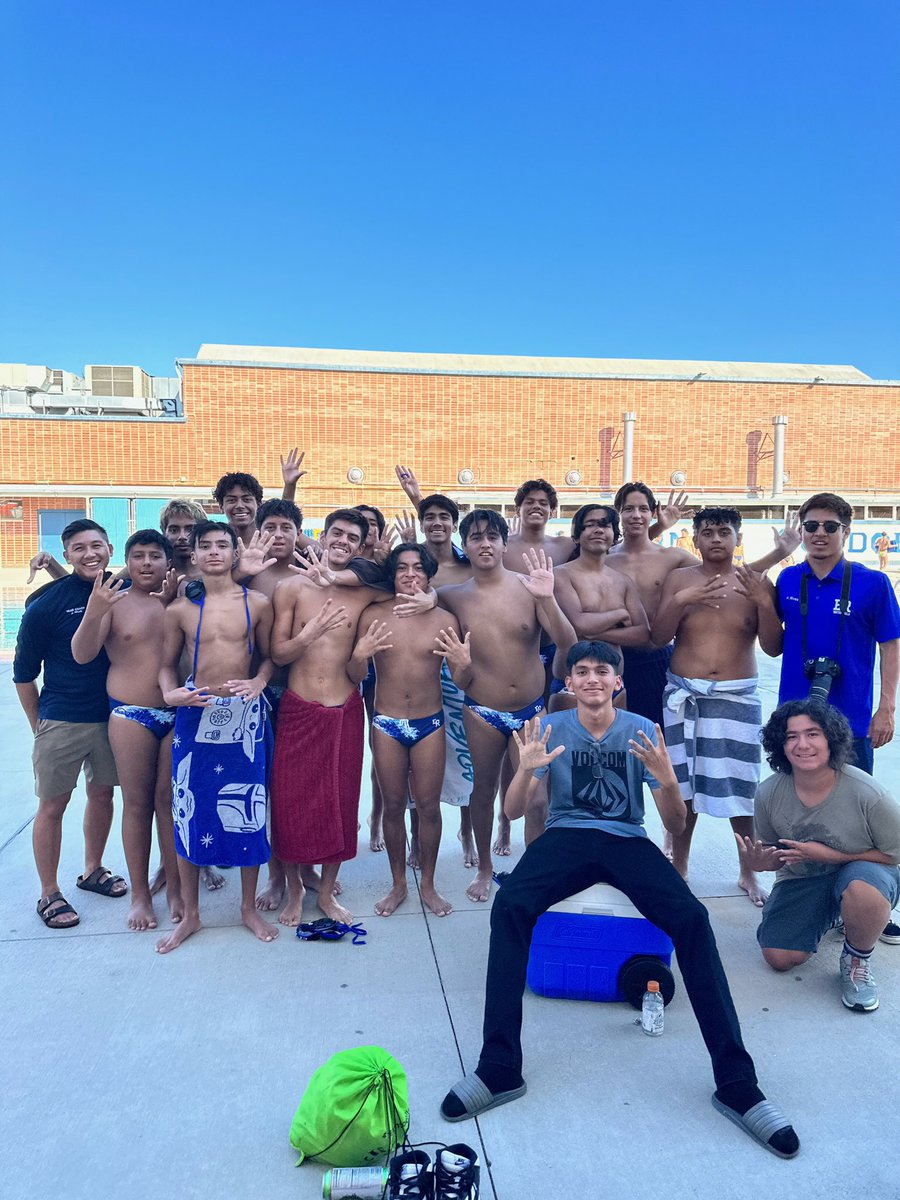 Mr. Phan tweet media