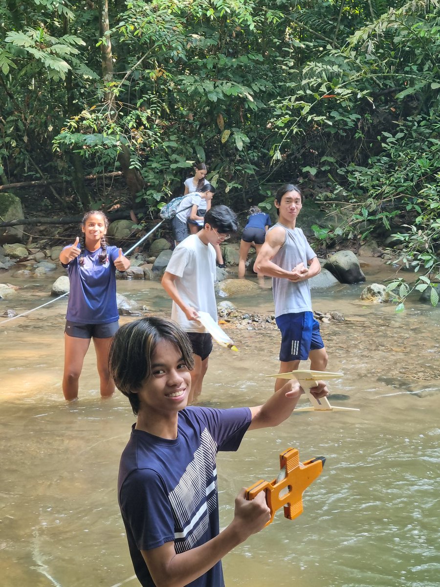 GIShumanities's tweet photo. A lovely morning investigating river process for our Y11 geographers https://t.co/WeGtJGVJWV