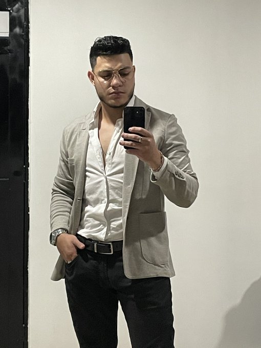 Online  I manage finances, contract me  https://t.co/aruDVDqO21  https://t.co/wJh0N17CiE  Don't forget<a href="/tag/performer"class="tags"><span>#performer</span></a><a href="/tag/straight"class="tags"><span>#straight</span></a><a href="/tag/webcam"class="tags"><span>#webcam</span></a><a href="/tag/boys"class="tags"><span>#boys</span></a><a href="/tag/bigdick"class="tags"><span>#bigdick</span></a><a href="/tag/guys"class="tags"><span>#guys</span></a>