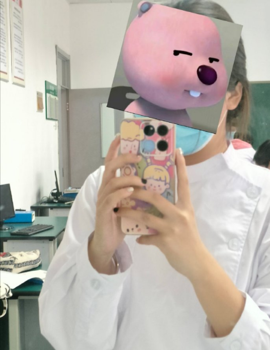 Yating95pp's tweet photo. 为什么护士更容易遇到“我给���介绍我儿子”这种情况，有谁知道吗🧐🧐 https://t.co/BFehw4loPl