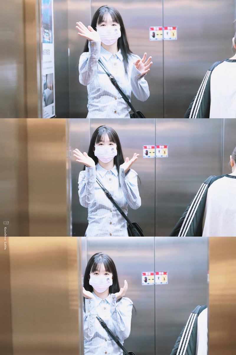 [230927] 🎬

เมิ่งเจี๋ยออกไปทำงานวันนี้ค่ะ
พิรุ้งตัวเล็กจิ้ดเดียววว

Cr.Rainbow latte​
#XuMengJie​ #สวีเมิ่งเจี๋ย