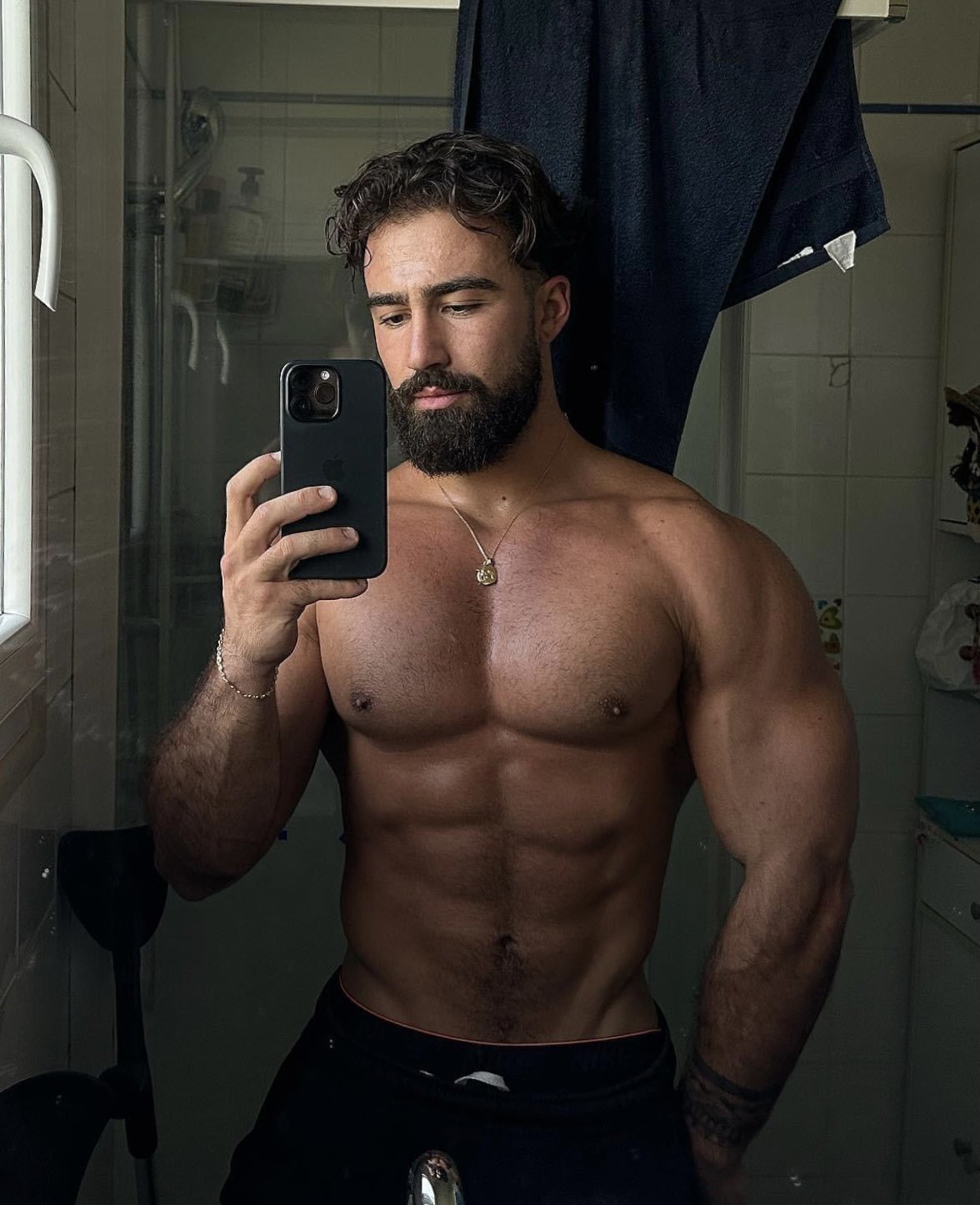 Muscle Guy on X: Hunky hot Nathan Zambon 🇫🇷 t.co7zj8MF2sty  X