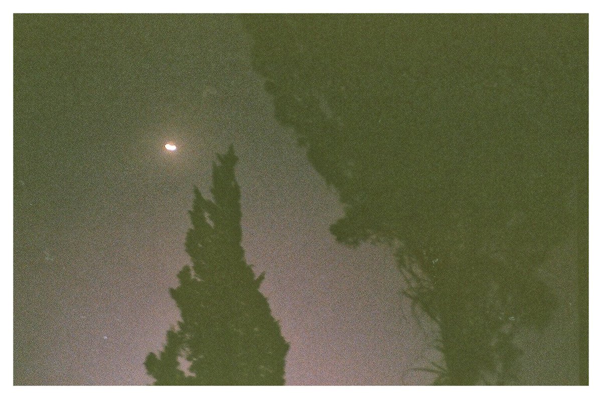 wkhahe's tweet photo. malam-malam
#kodakcolorplus200 https://t.co/R7pkqOZwmN