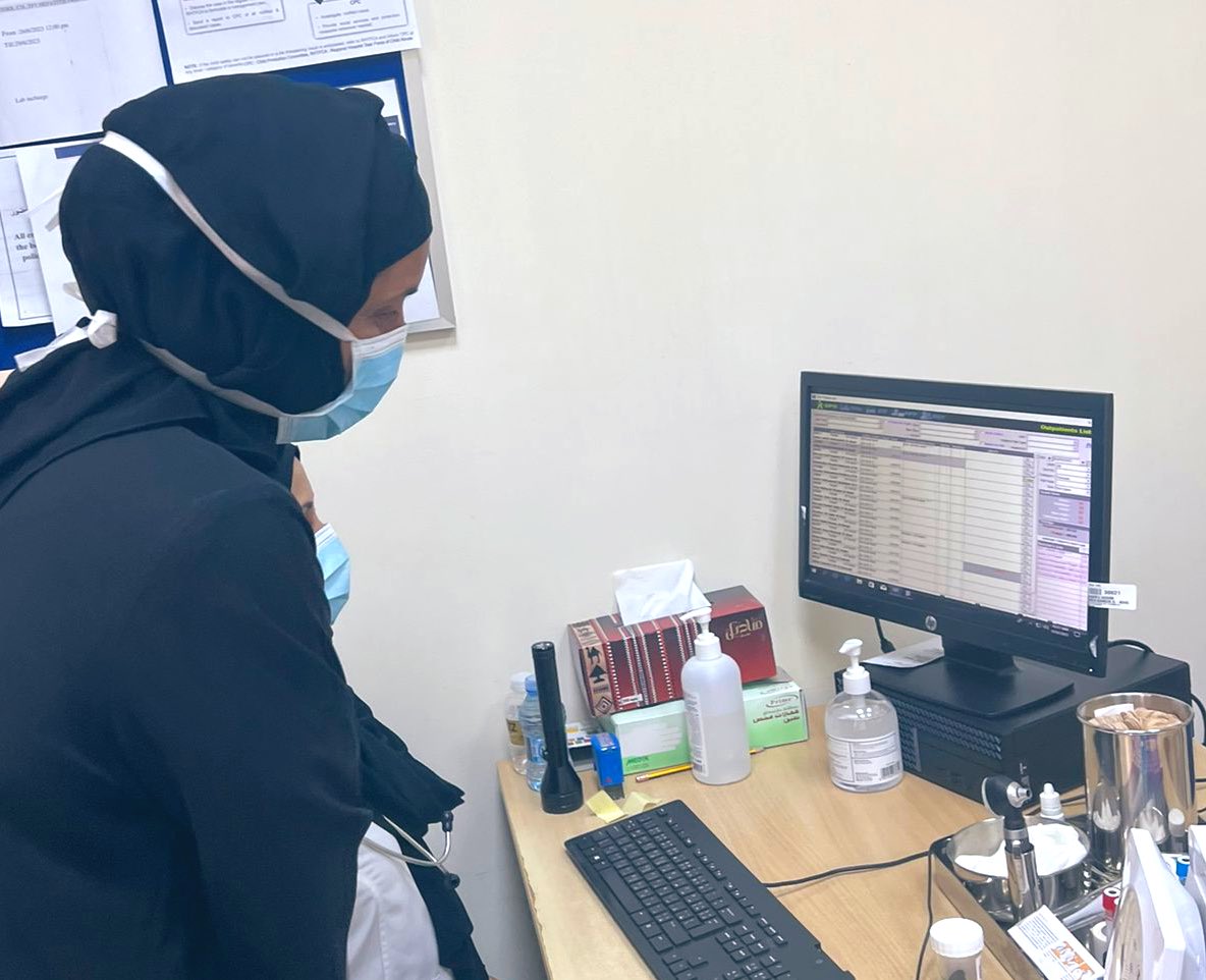 sharqiyahealth's tweet photo. جانب من الزيارة الإشرافية
للدكتور فنه العريمية
خبيرة الرعاية المتكاملة لصحة الطفل
IMCI
ل #صحية_جنوب_الشرقية
لمتابعة تطبيق البوتقة المتكاملة لرعاية الأطفال #IMCI
في المراكز الصحية بالمحافظة. https://t.co/3AKVsjFAiI
