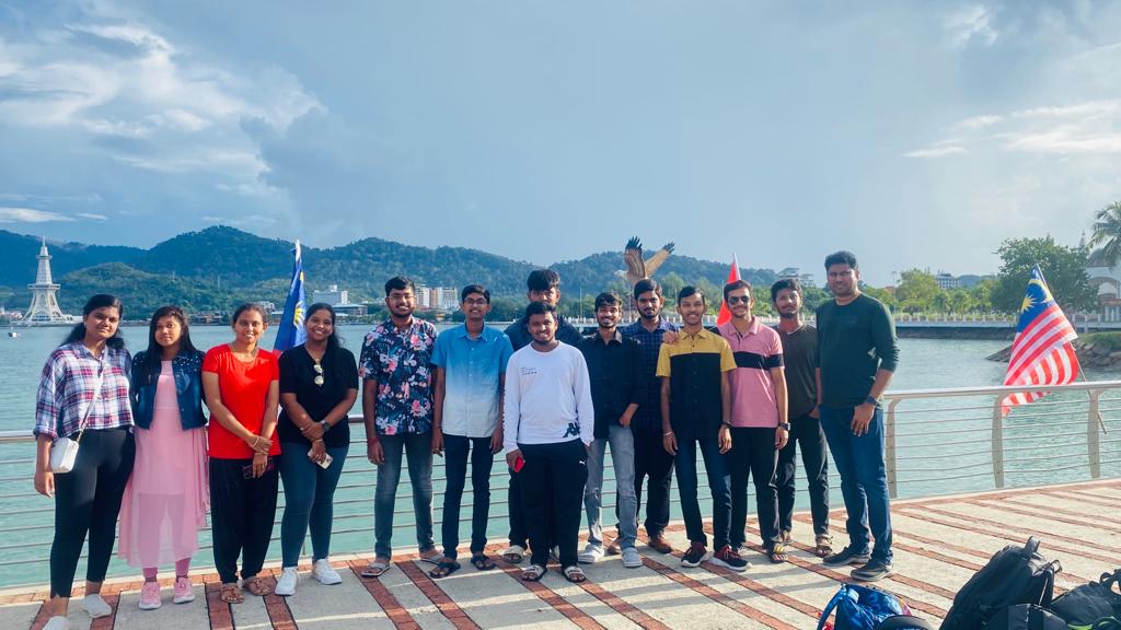 Learning Beyond Borders!
Students of #SRMAP had a wonderful experience at the Malaysia Global Immersion Programme organised by IR & HS with AIMST University, Malaysia, promoting a bilateral relationship between the two universities of repute.
#studytrip #internationalrelations