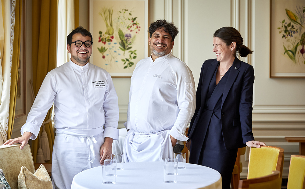 Caterertweets's tweet photo. "There’s nothing like it"

Raffles London opens at the Old War Office this week – at the same spot where Winston Churchill once planned Allied attacks: https://t.co/qusBcvu4Kj https://t.co/BUIIs8GUsi