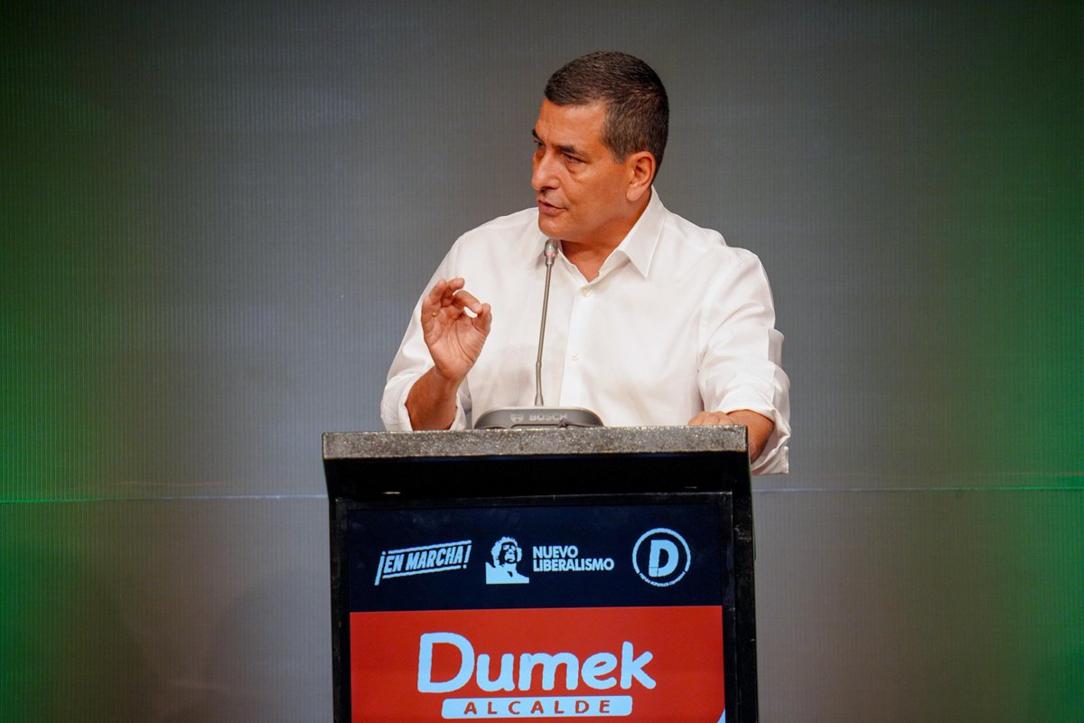 Día bastante movido. Pero por #Cartagena hay que darlo todo. No quiero irme a descansar sin antes agradecerle enormemente a <a href="/funcicar/">Funcicar</a> y a <a href="/ElBolivarenseCo/">El Bolivarense</a>, por sus debates. No es fácil, pero se sacaron adelante. Valoramos enormemente el esfuerzo. ¡Gracias! Aquí gana la ciudad 👍🏽