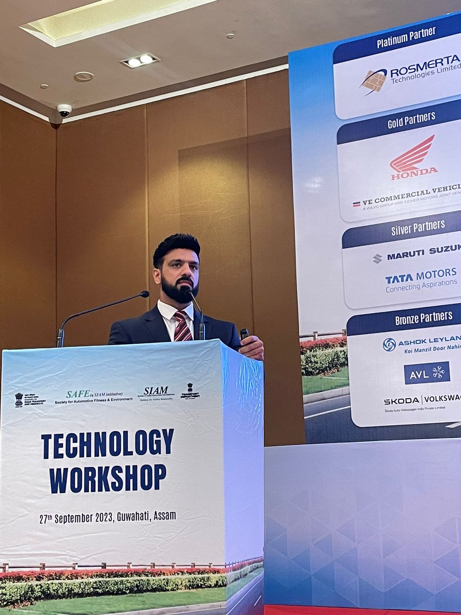 siamindia's tweet photo. Delivering his presentation, by Mr Ashish Chutani, Head -Corporate Affairs, Maruti Suzuki India Ltd, “99% of cars sold in Assam are petrol & diesel today. However, Assam will have 400+ CNG stations, with an investment of Rs 2000Cr by 2030".
#SAFEAC23 #BTNR #SurakshitSafar (SIAM’s safe journey initiative)