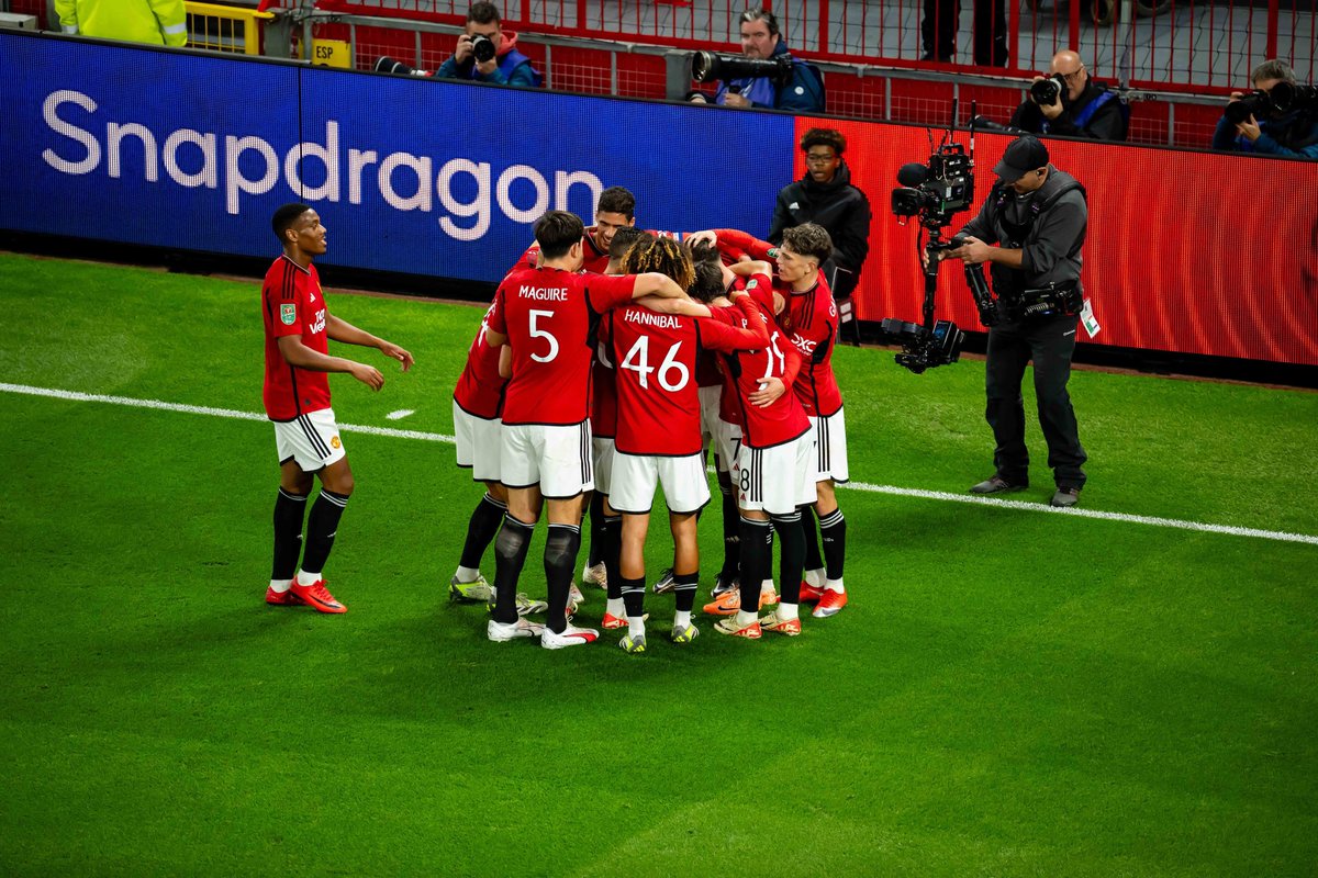 kale_extro_vert's tweet photo. Good morning to those whose team won yesterday, the rest of you should collect their greetings from Kia Havert 007 and 120M Caciedo.😅

• Mason Mount shut 007 talks
• Amrabat and Casemiro 🔥
• Bruno and Rashford rest
• Pellistri, Garnacho, Hannibal, and Dan Gore were on fire https://t.co/VRywfTpMH3