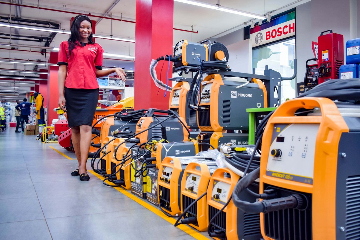 LubumbashiAuto's tweet image. Nouvel Arrivage - Postes à souder 𝗛𝗨𝗚𝗢𝗡𝗚 🎉
Venez visiter nos magasins et découvrez notre nouvelle collection de postes à souder, adaptés à tous les besoins et budgets - de la marque 𝗛𝗨𝗚𝗢𝗡𝗚 🤩

#Auto_Lubumbashi #automall #hugong #welding #lubumbashi #likasi #kolwezi