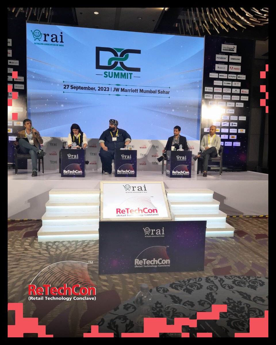 We begin with our first #D2CSummit panel discussion for the day on 'The D2C Disruption: How Direct-to-Consumer Brands are Reshaping Traditional Business Models' begins with <a href="/vikramidnani/">Vikram Idnani</a>  as the moderator.

<a href="/CaratLane/">CaratLane</a> <a href="/avnishanand/">avnishanand</a> <a href="/SinghStyled/">Singh Styled - Dressers for the Singhs</a> <a href="/campus_sutra/">Campus Sutra</a> <a href="/TrayaHealth/">Traya Health</a>