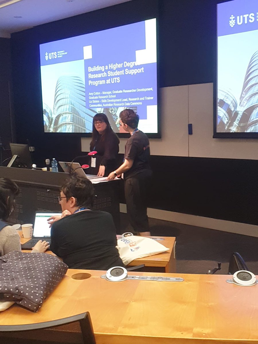 ResBazSyd's tweet photo. Day 2 of #ResBazSydney2023, morning sessions on building research support programs and project management skills by @amycottoned and @ragamouf; plus Git for collaboration by Mike Lynch from @Sydney_SIH
@UTSEngage @ARDC_AU https://t.co/nUGfkwmzI8