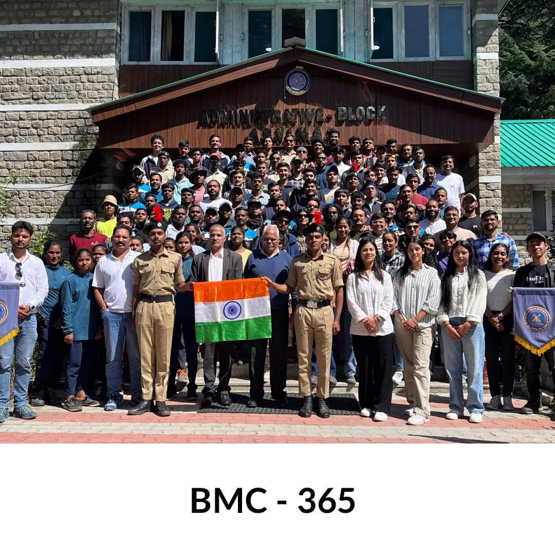 BishopShimla's tweet photo. @twitter Cottonians shine at Mountaineering awards
Our Class XI climbers have won the award for being the 'best rope' (or best group) on their mountaineering course at the #ABVIMAS #Manali (H.P.) Kirtimaan and Vihaan collecting their awards on stage - proud of you boys #Shimla https://t.co/YHJ79RlnCa