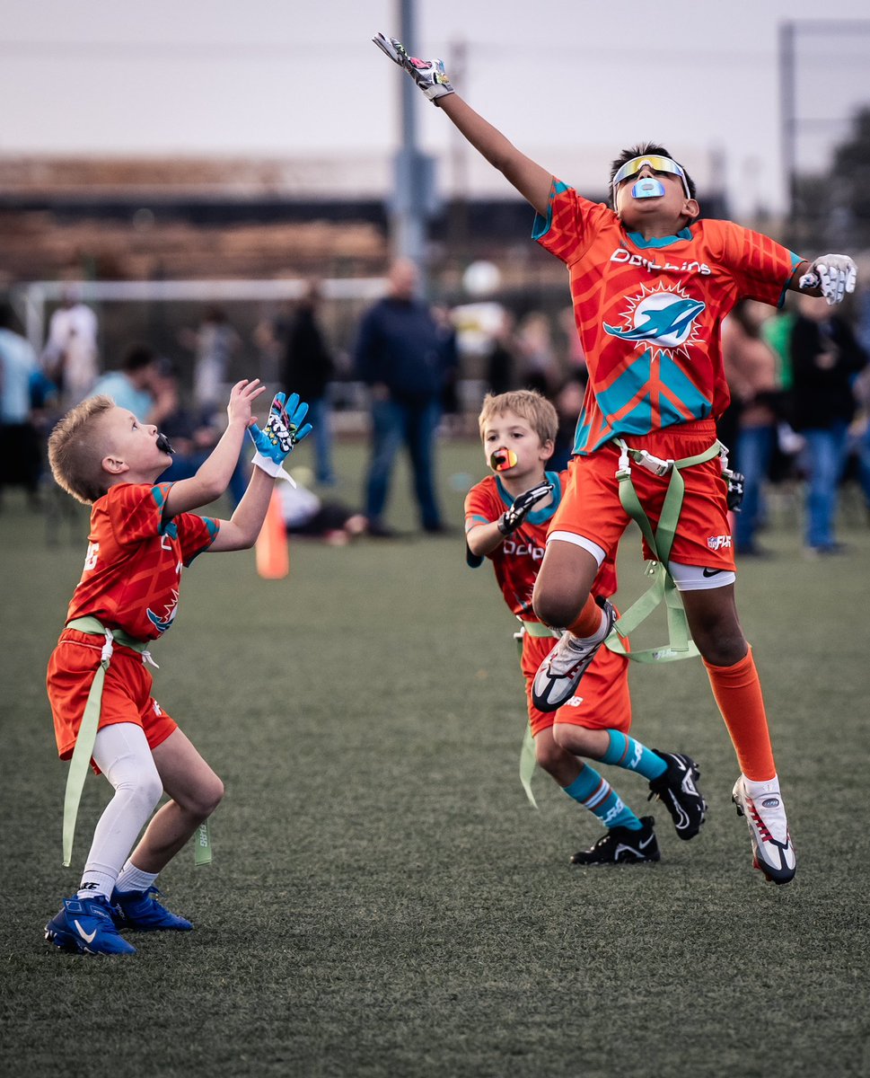 The LR Visuals tweet media