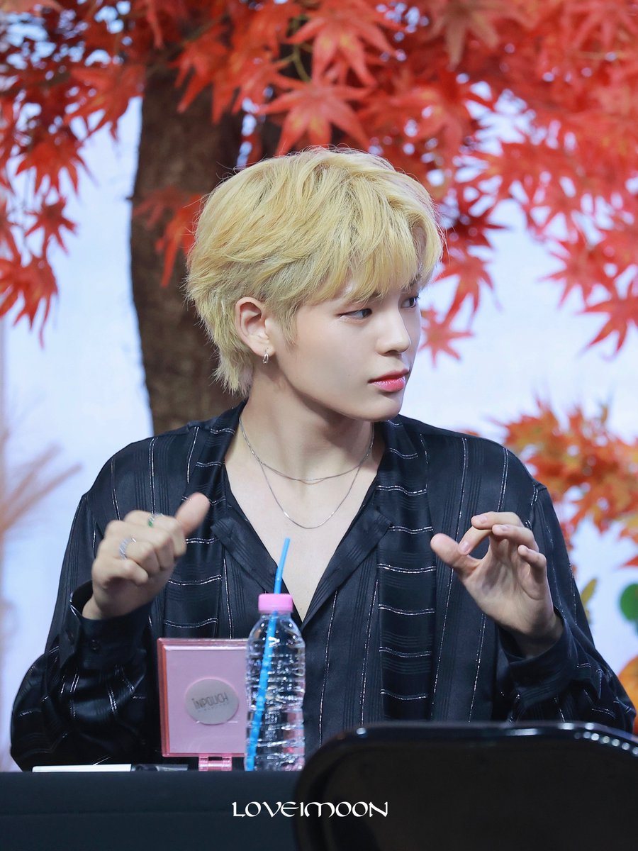 230922 #이븐 #EVNNE
#문정현 #MUNJUNGHYUN
