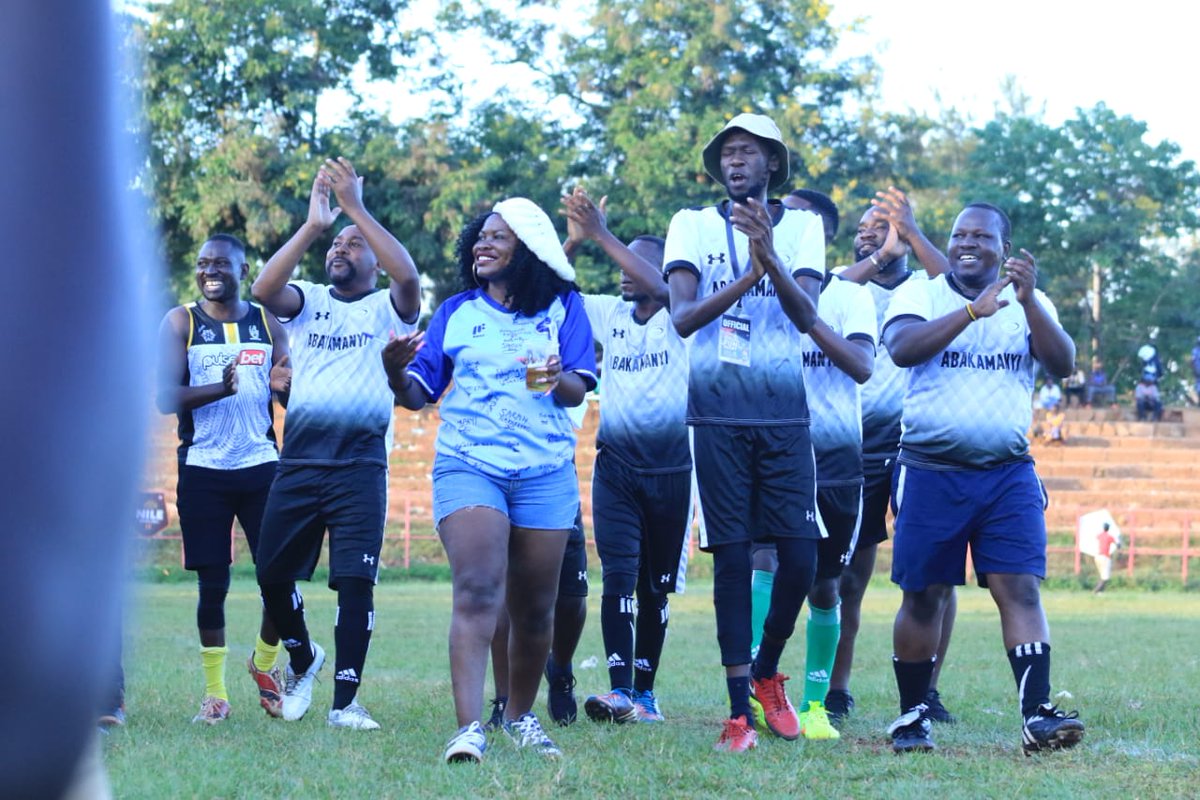 Happy birthday to our TM, Abakamanyi 😆
Wish you a fantastic day, week and weekend at the #BeachTouchRugby #HipposTunameza #FightCancerUg