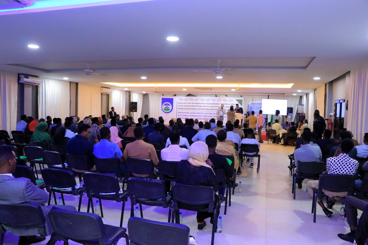 PECPuntland's tweet image. 📢 @TPECPuntland formally presented last night a comprehensive overview of the significant activities accomplished during the period of 2019-2023, including elections held in Puntland Districts. 🗳️👏 
#TPECUpdates #PuntlandElections #ProgressReport