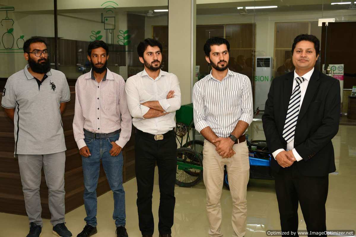 c4pagri's tweet photo. Dr. Istvan Grafjodi Commercial and development Counselor of Hungary &amp; their team Visited Drone UAV lab DDSDP Meeting room &amp; Mechatronics Lab Center for Precision Agriculture PMAS-UAAR.  #DDSDP #C4PA #Precision https://t.co/f0bLESwT8n
