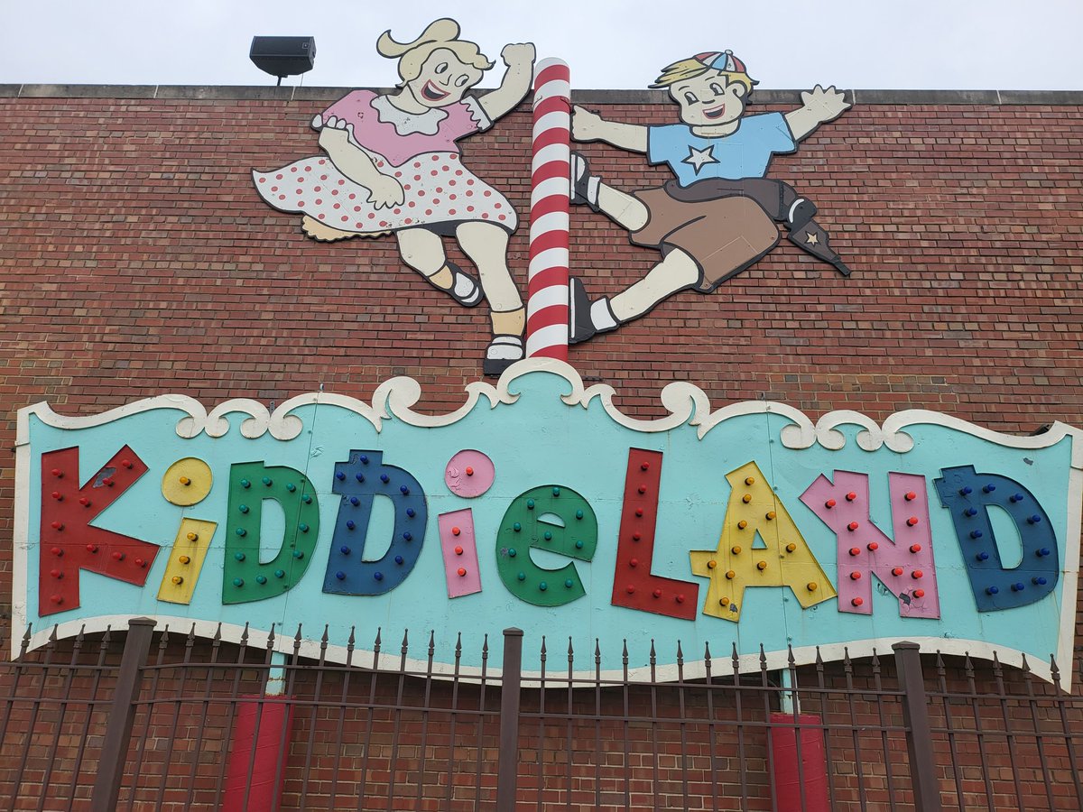 14 years ago, a huge part of my childhood closed down forever. Kids today will never get to experience all of the fun and enjoyment this amusement park brought to so many for @ 80 years. #Kiddieland #AmusementPark #MelrosePark #Illinois