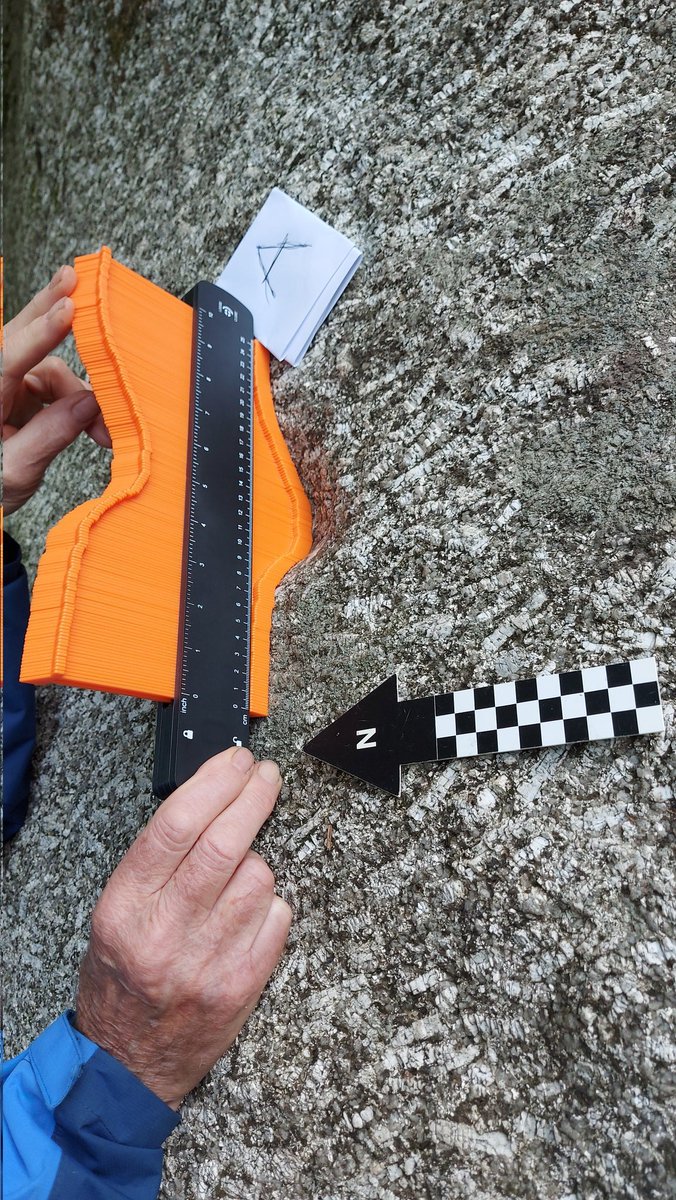 CarolynKennett's tweet photo. Bowl rock investigations yesterday recording cup marks and later inscriptions #Cornwall #Cupmarks https://t.co/fHvvjKER4X