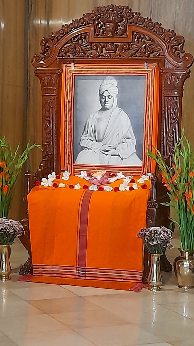 rkmdel's tweet photo. The true nature of the Jiva is eternal Existence―Knowledge-Bliss. It is due to egotism that he is limited by so many Upadhis (limiting adjuncts), and has forgotten his real nature.

Sayings of Sri Ramakrishna,
(Photo: Sri Ramakrishna, Ramakrishna Mission, Delhi, 27th September https://t.co/ZHcvm1fLXO