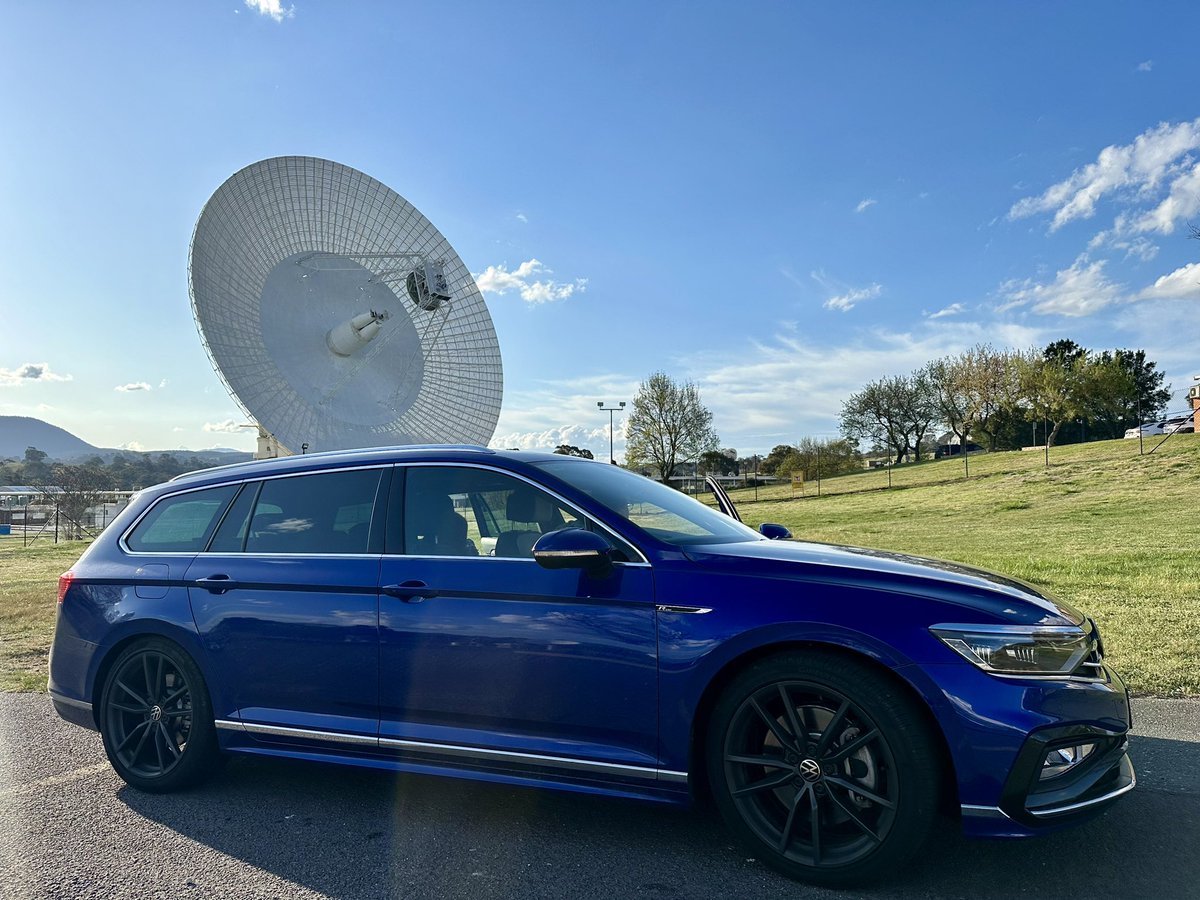 Upgraded the antenna on wifeys car today #dss43