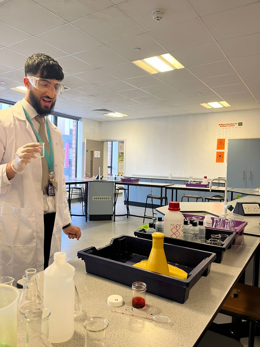 TOAN_Science's tweet photo. What an amazing time we had at the TOAN Science open evening. Can't wait to see you all again in September. https://t.co/c5LorY5JTx